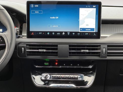 New 2026 Lincoln Corsair Premiere image 13