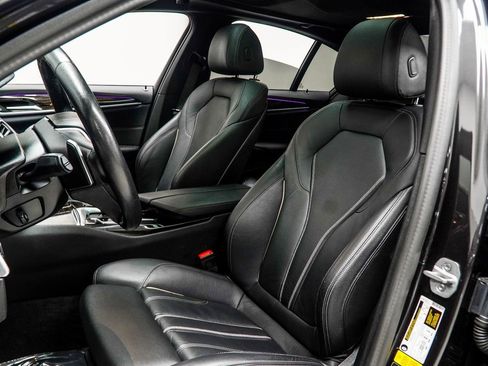 Used 2023 BMW 540i xDrive 540i xDrive w/ Premium Package image 37