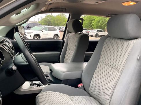 Used 2012 Toyota Tundra 2WD CrewMax w/ SR5 Pkg image 7