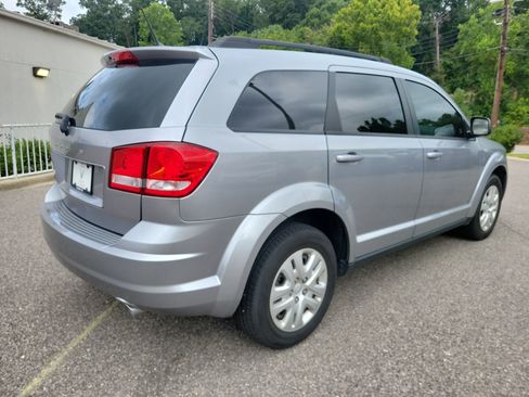 Used 2018 Dodge Journey SE w/ Comfort/Convenience Group AWD/4WD image 5