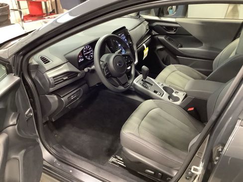 Used 2024 Subaru Crosstrek 2.0i Premium image 4