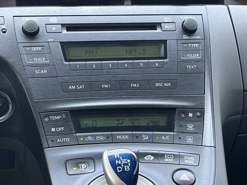 Used 2010 Toyota Prius Two FWD image 17