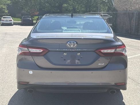 Used 2018 Toyota Camry XLE w/ Driver Assist Package FWD image 6