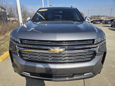 Used 2021 Chevrolet Suburban Premier image 8