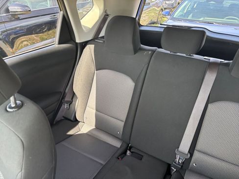 Used 2025 Kia Soul LX w/ LX Technology Package FWD image 38