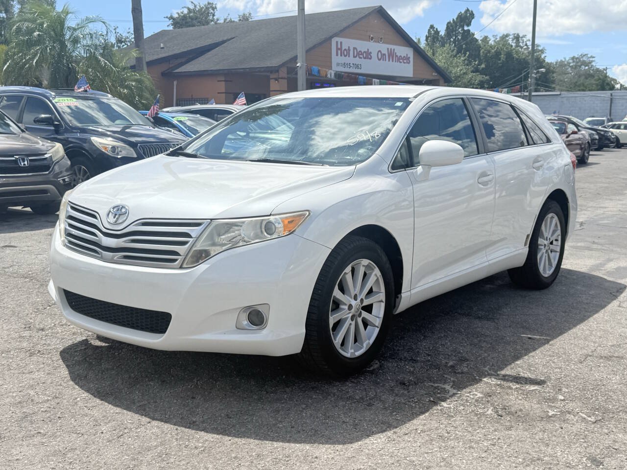 Used 2010 Toyota Venza FWD image 1