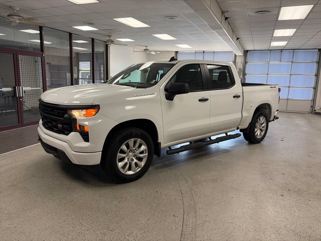 Used 2023 Chevrolet Silverado 1500 Custom AWD/4WD image 8