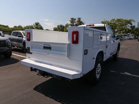 New 2025 GMC Sierra 2500 Pro w/ Convenience Package image 9