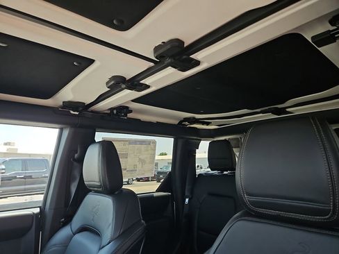 New 2025 Ford Bronco Badlands image 22