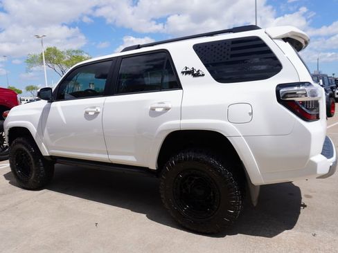 Used 2024 Toyota 4Runner TRD Off-Road image 4