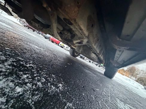 Used 2004 Toyota 4Runner Limited image 22