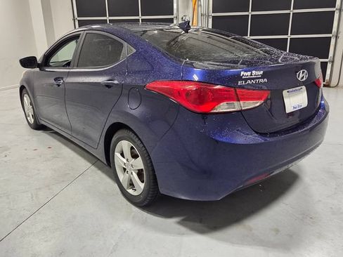 Used 2013 Hyundai Elantra GLS w/ Preferred Pkg FWD image 8