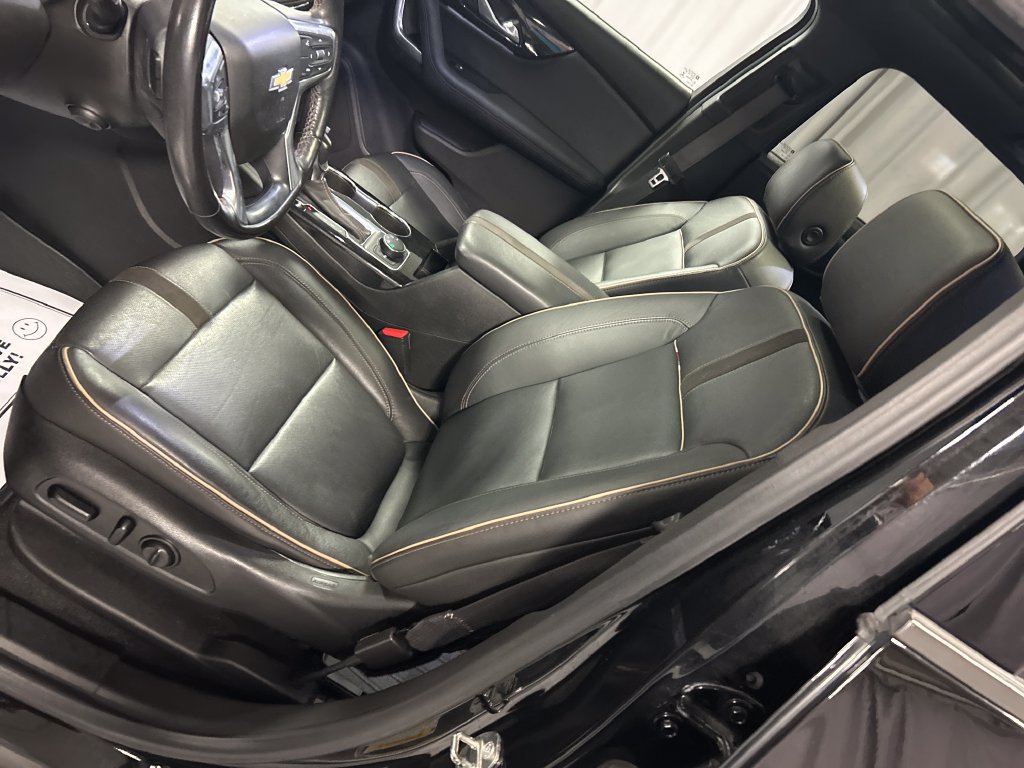 Used 2019 Chevrolet Blazer Premier w/ Sun and Wheels Package AWD/4WD image 12
