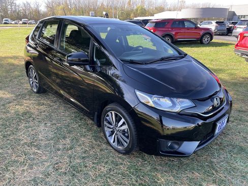 Used 2017 Honda Fit EX image 9