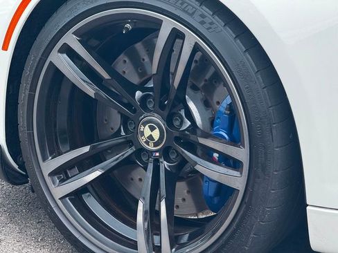 Used 2018 BMW M2 RWD image 12