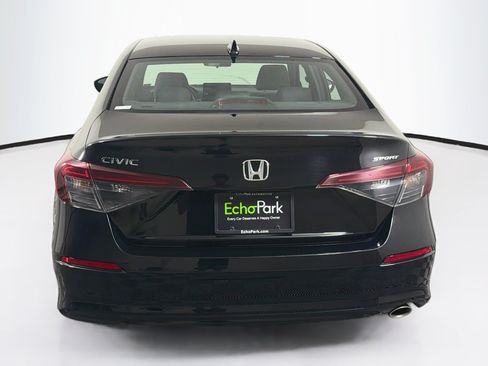 Used 2025 Honda Civic Sport image 7