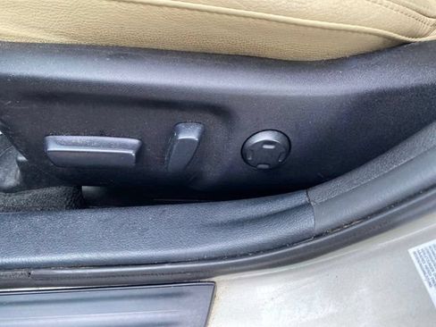 Used 2014 Toyota Avalon XLE Touring FWD image 26
