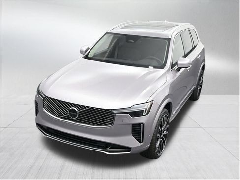 New 2026 Volvo XC90 B5 Plus AWD/4WD image 20