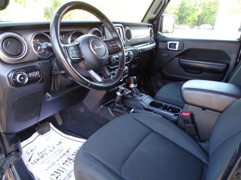 Used 2020 Jeep Wrangler Unlimited Sport S w/ Cold Weather Group image 13