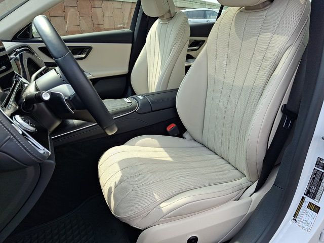 Used 2024 Mercedes-Benz E 350 4MATIC Sedan image 13