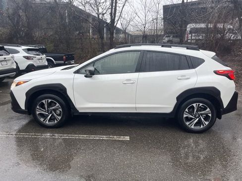 Certified 2024 Subaru Crosstrek 2.0i Premium image 8