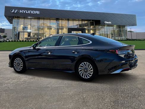 Certified 2025 Hyundai Sonata Limited image 4