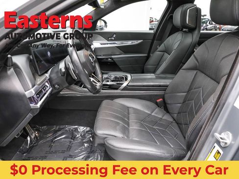 Used 2023 BMW 740i w/ Executive Package RWD image 14