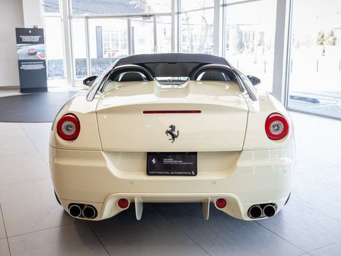 Used 2011 Ferrari 599 SA Aperta image 26