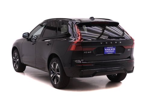 New 2026 Volvo XC60 B5 Plus w/ Protection Package Premier AWD/4WD image 5