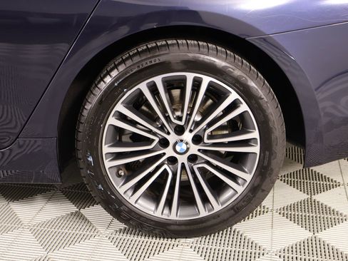 Used 2019 BMW 530e xDrive w/ Convenience Package image 20