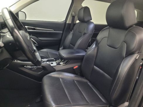 Used 2022 Kia Telluride S FWD image 17