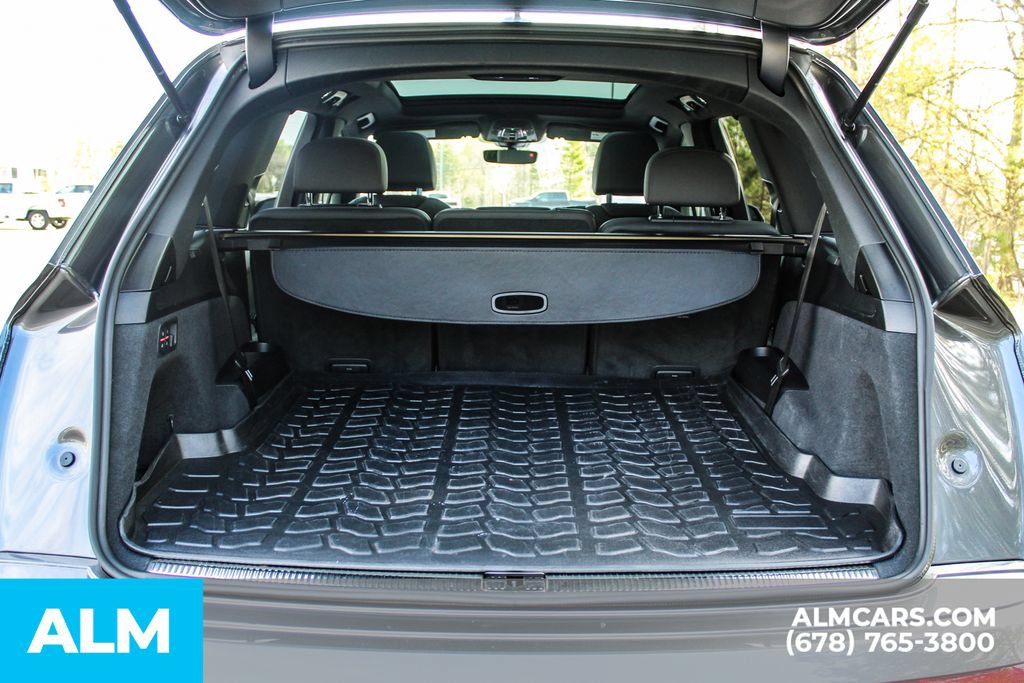 Used 2021 Audi Q7 3.0T Premium w/ Convenience Package AWD/4WD image 22
