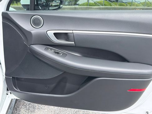 Certified 2025 Hyundai Sonata SEL FWD image 15