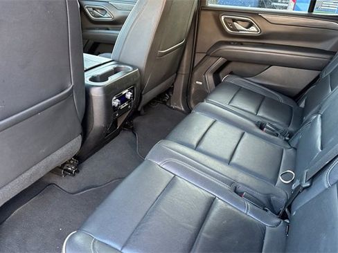 Used 2023 GMC Yukon SLT image 14