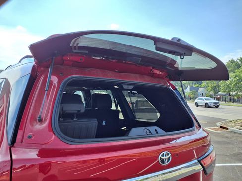 Certified 2025 Toyota Sequoia Limited w/ Tow Technology Package AWD/4WD image 28