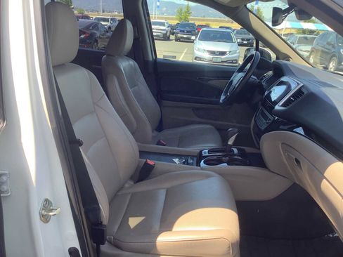 Used 2019 Honda Ridgeline RTL-E image 15