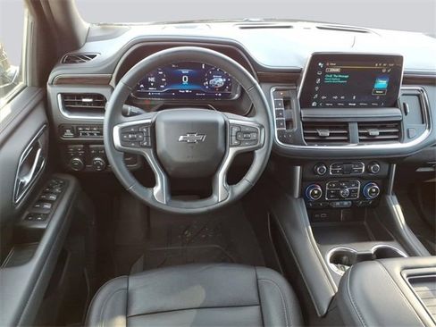 Certified 2024 Chevrolet Tahoe Z71 w/ Luxury Package image 5