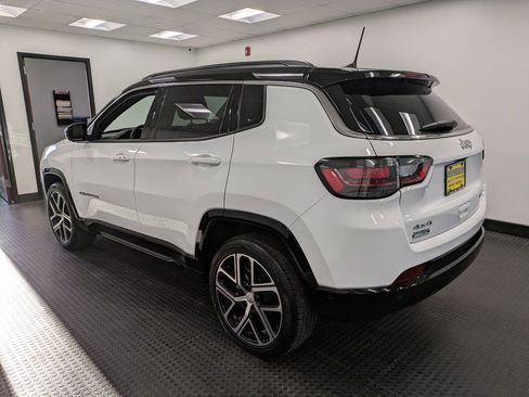 Used 2024 Jeep Compass Limited w/ Elite Group image 6