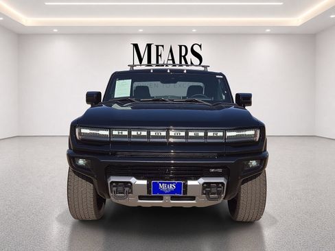 Used 2025 GMC Hummer EV 2X w/ LPO, Roof Cross Rail Package AWD/4WD image 8