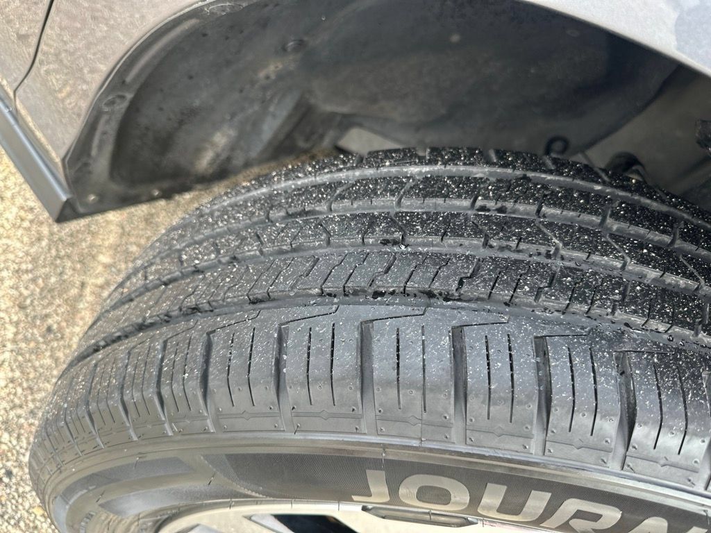 Used 2025 Honda Odyssey EX-L image 38