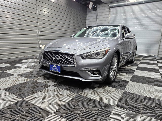 Used 2018 INFINITI Q50 Luxe w/ Cargo Package (L95) AWD/4WD image 41