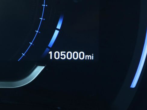 Used 2020 Hyundai Santa Fe Limited image 31