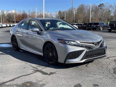 Used 2024 Toyota Camry XSE image 7