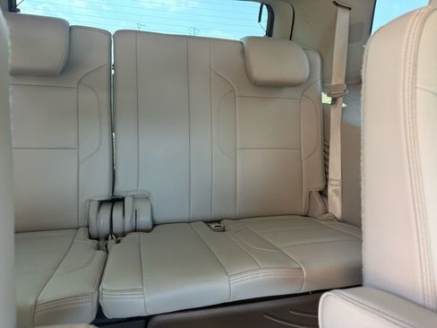 Used 2015 GMC Yukon Denali w/ Open Road Package image 19