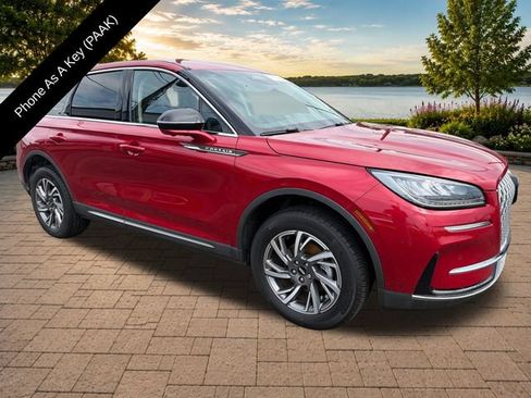 Used 2025 Lincoln Corsair AWD w/ Equipment Group 101A image 11