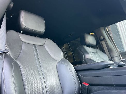 Used 2022 Jeep Wagoneer Series II w/ Convenience Group I image 19