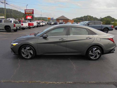 Used 2024 Hyundai Elantra Limited FWD image 1