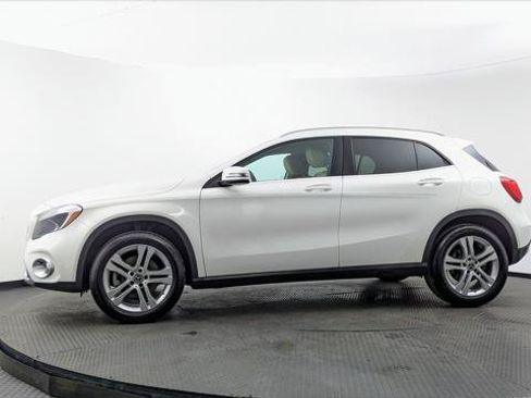 Used 2019 Mercedes-Benz GLA 250 image 3