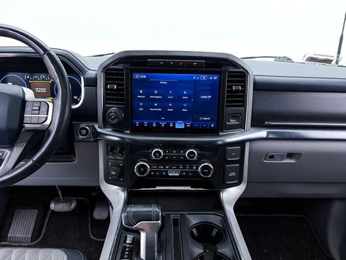 Used 2022 Ford F150 Limited AWD/4WD image 9