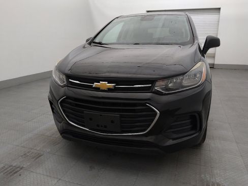 Used 2020 Chevrolet Trax LS w/ Tint and Cruise Package FWD image 15